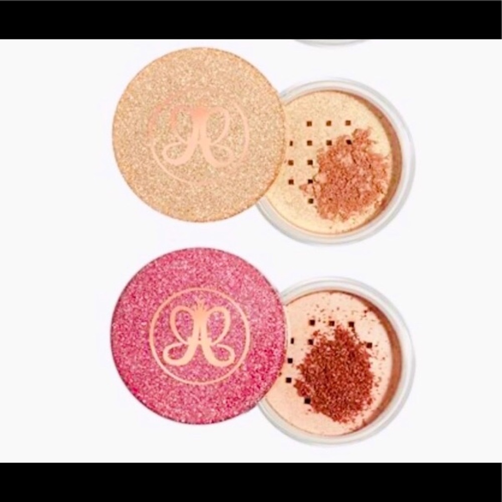 6 Anastasia Beverly Hills Loose highlighters
